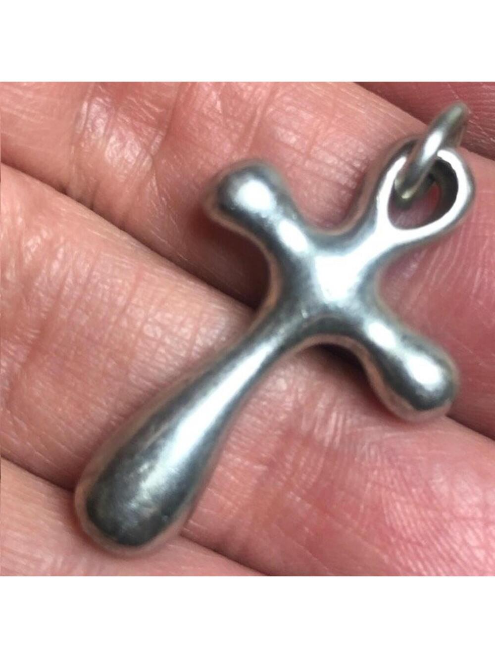 9876 ROBERT LEE MORRIS Sterling Silver Cross Moderinst Pendant Puffy  9.7g